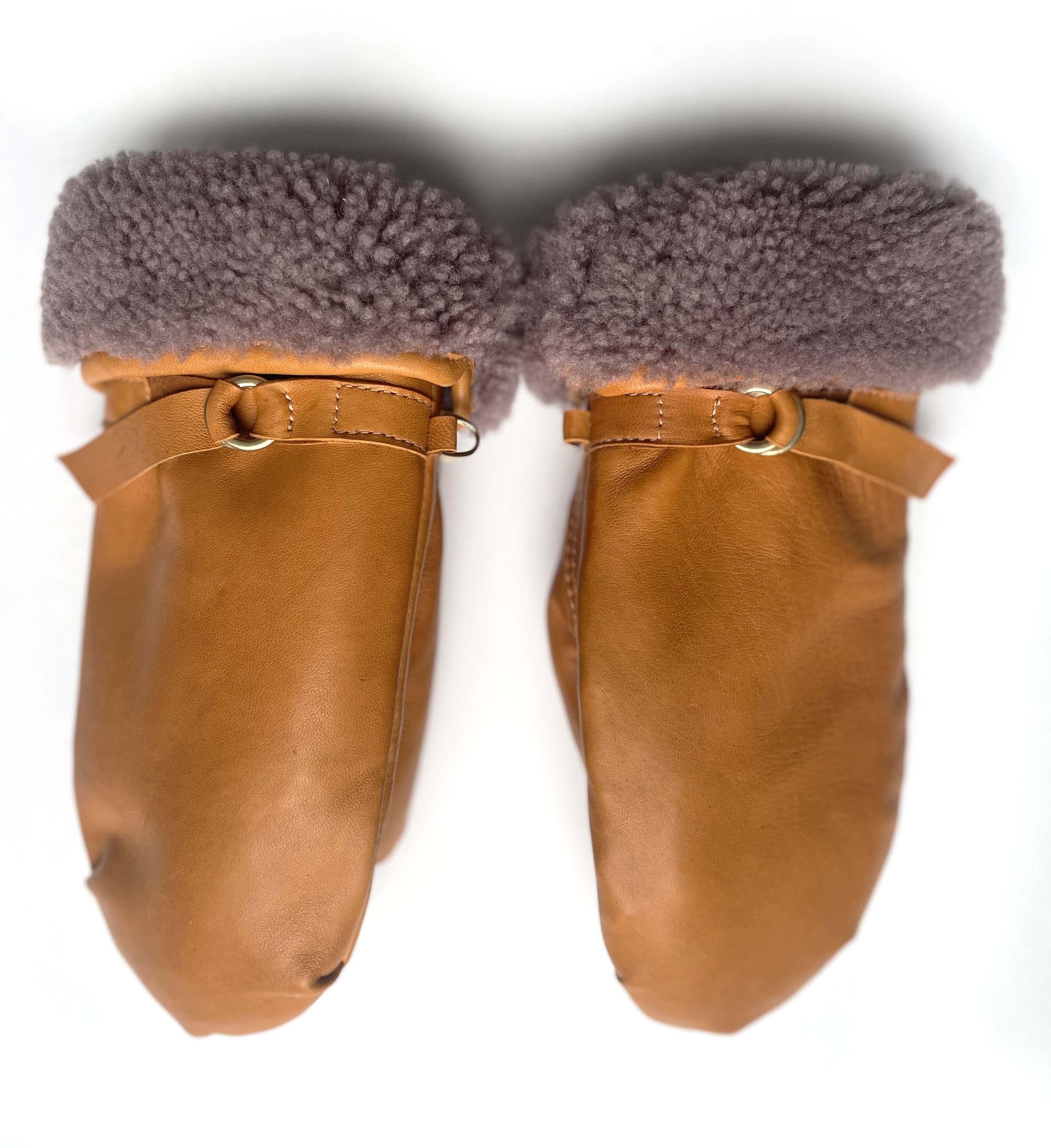 Forget me knot mitts